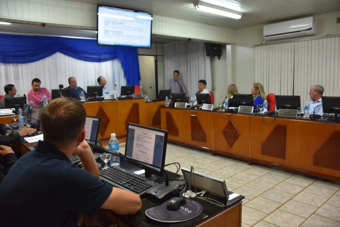Câmara de Laranjeiras realiza sessão ordinária n° 013-2017